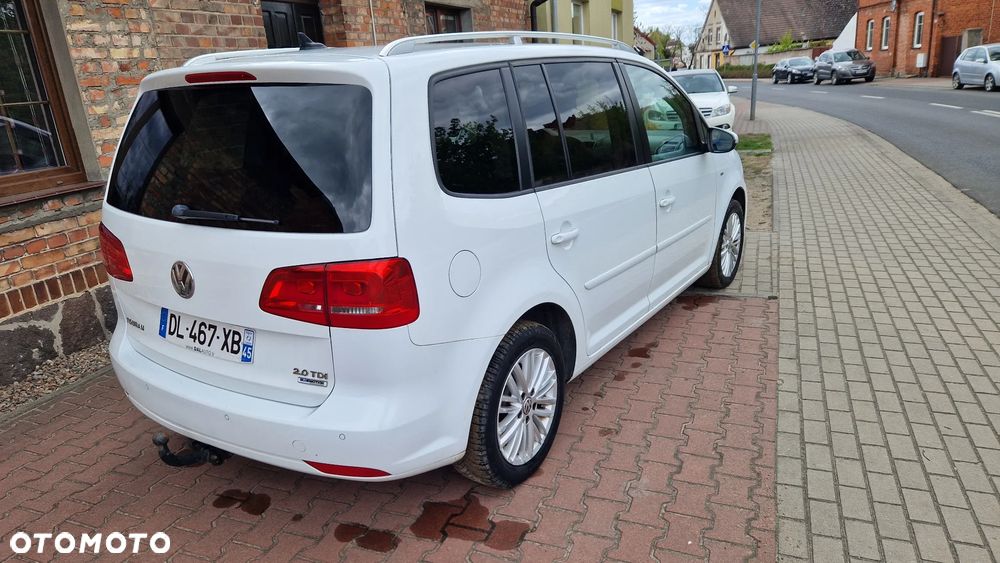 Volkswagen Touran 2.0 TDI DPF BlueMotion Technology DSG Cup - 6