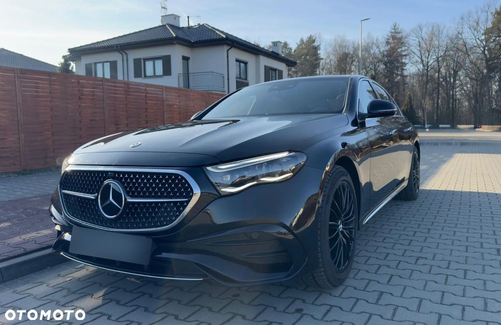 Mercedes-Benz Klasa E 300 de PHEV 4-Matic AMG 9G-Tronic - 6
