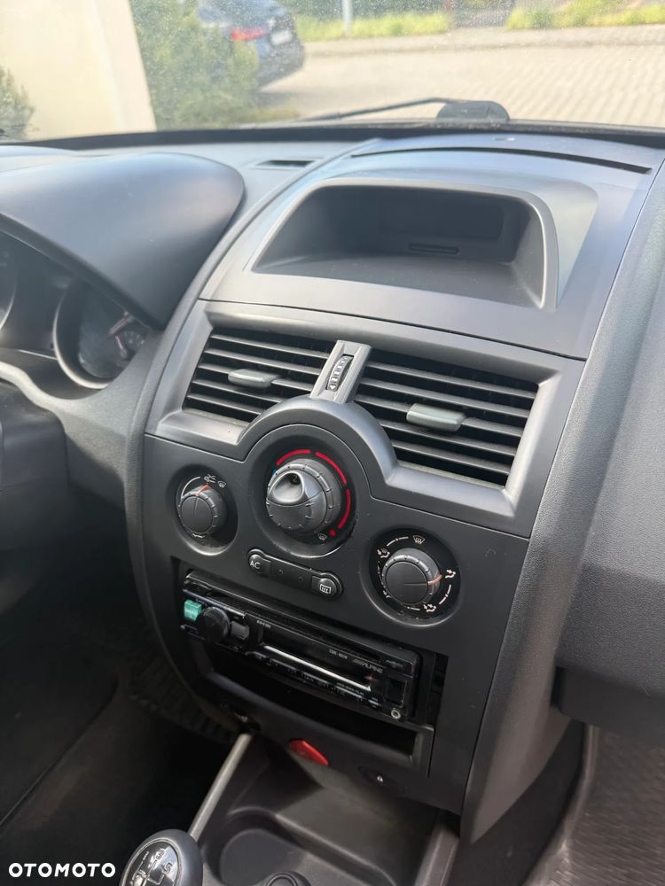 Renault Megane - 14