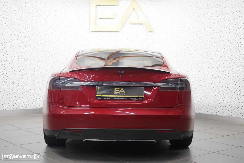Tesla Model S 85 - 5