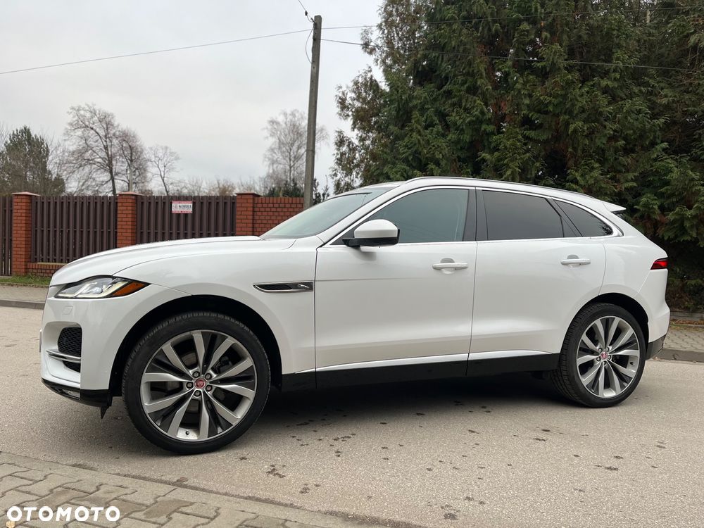 Jaguar F-Pace P250 AWD R-Dynamic S - 6