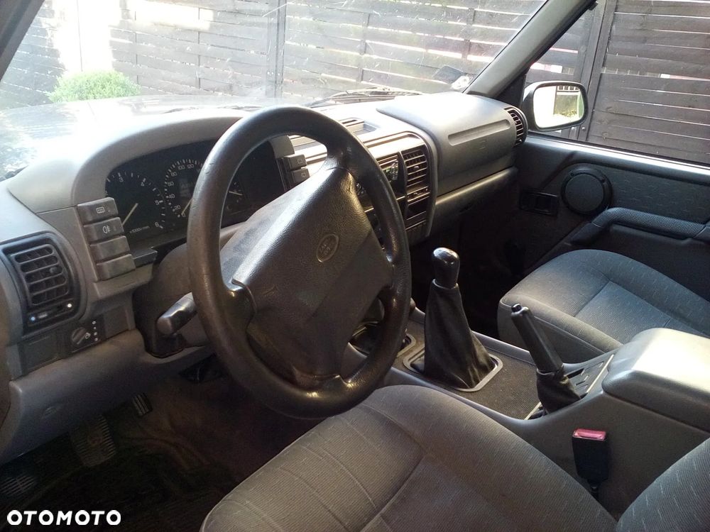 Land Rover Discovery - 9