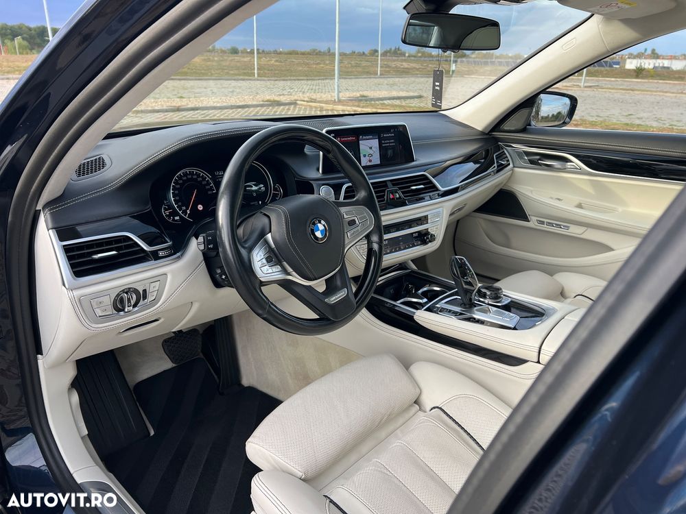 BMW Seria 7 730Ld - 12