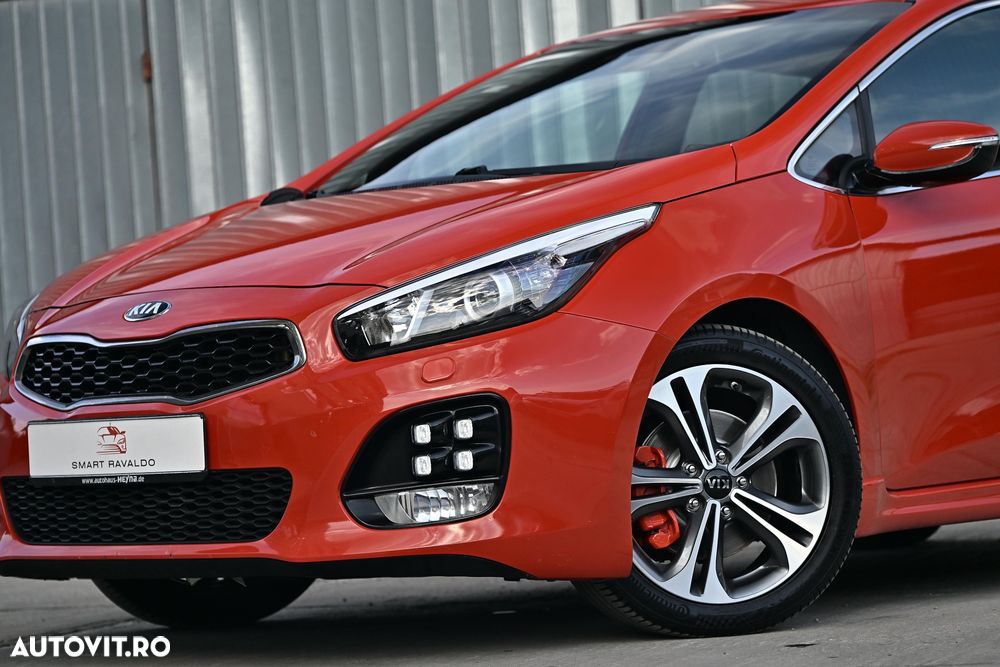 Kia Ceed 1.6 CRDi 136 ISG GT Line - 12