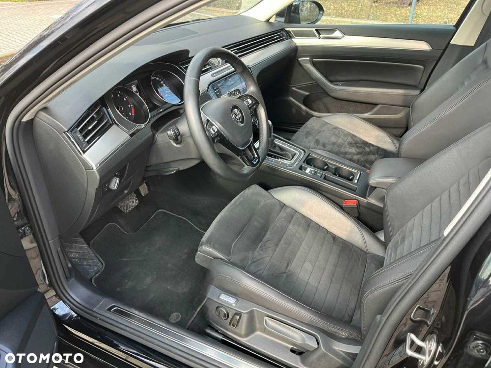 Volkswagen Passat - 6