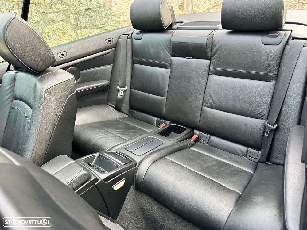 BMW 320 i Cabrio Auto - 49