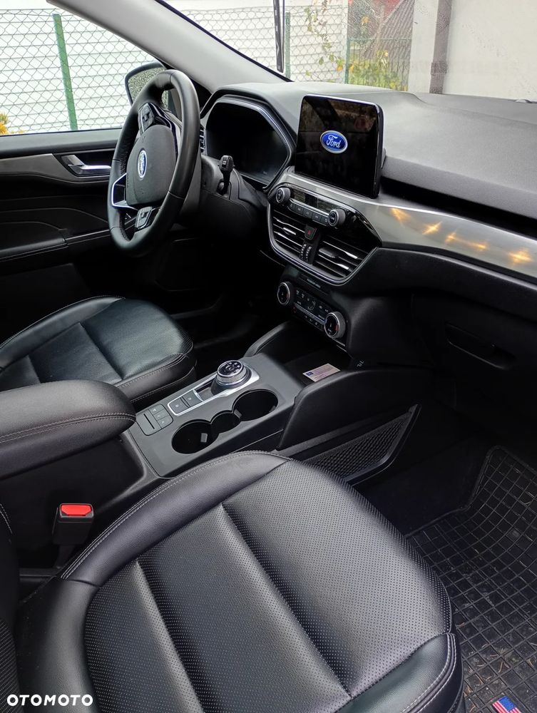 Ford Escape ver-2-0-ecoboost-awd-titanium - 7