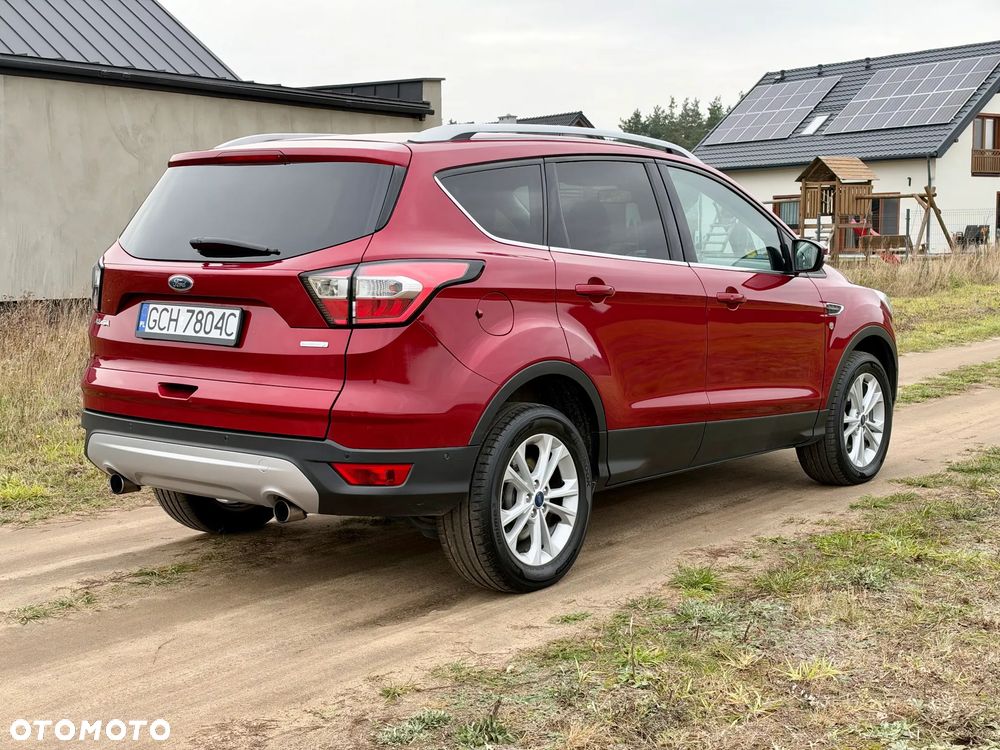 Ford Kuga 1.5 EcoBoost 2x4 Titanium - 5