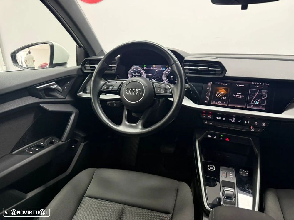 Audi A3 Sportback 40 TFSIe S line - 10