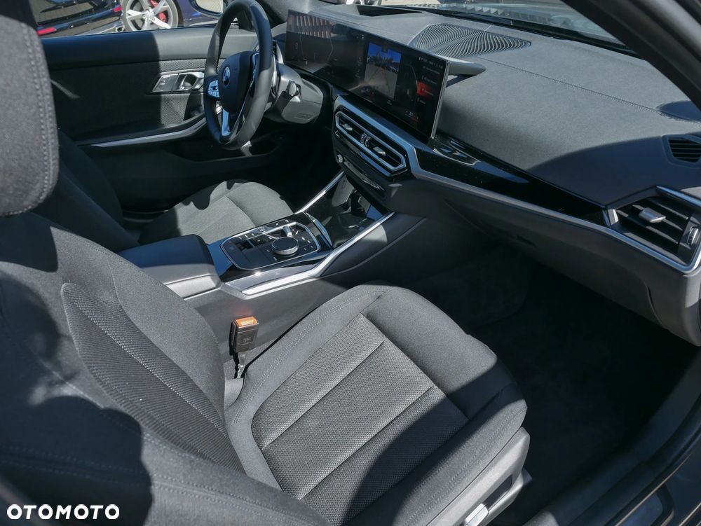 BMW Seria 3 320d xDrive mHEV sport - 22