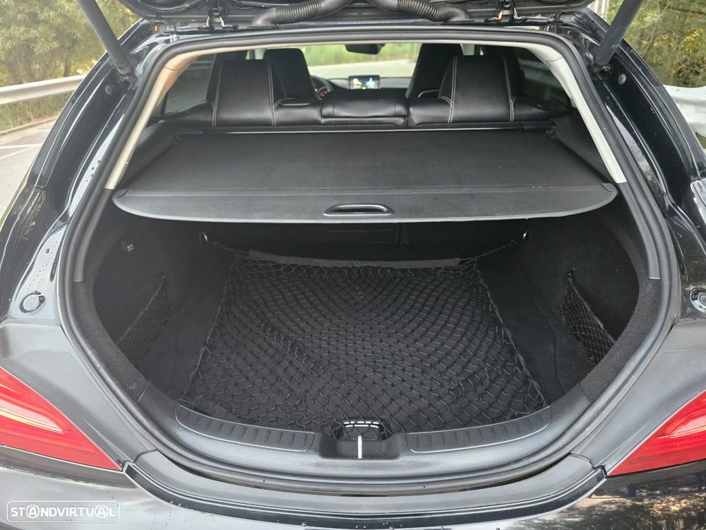 Mercedes-Benz CLA 220 d Shooting Brake Urban Aut. - 30