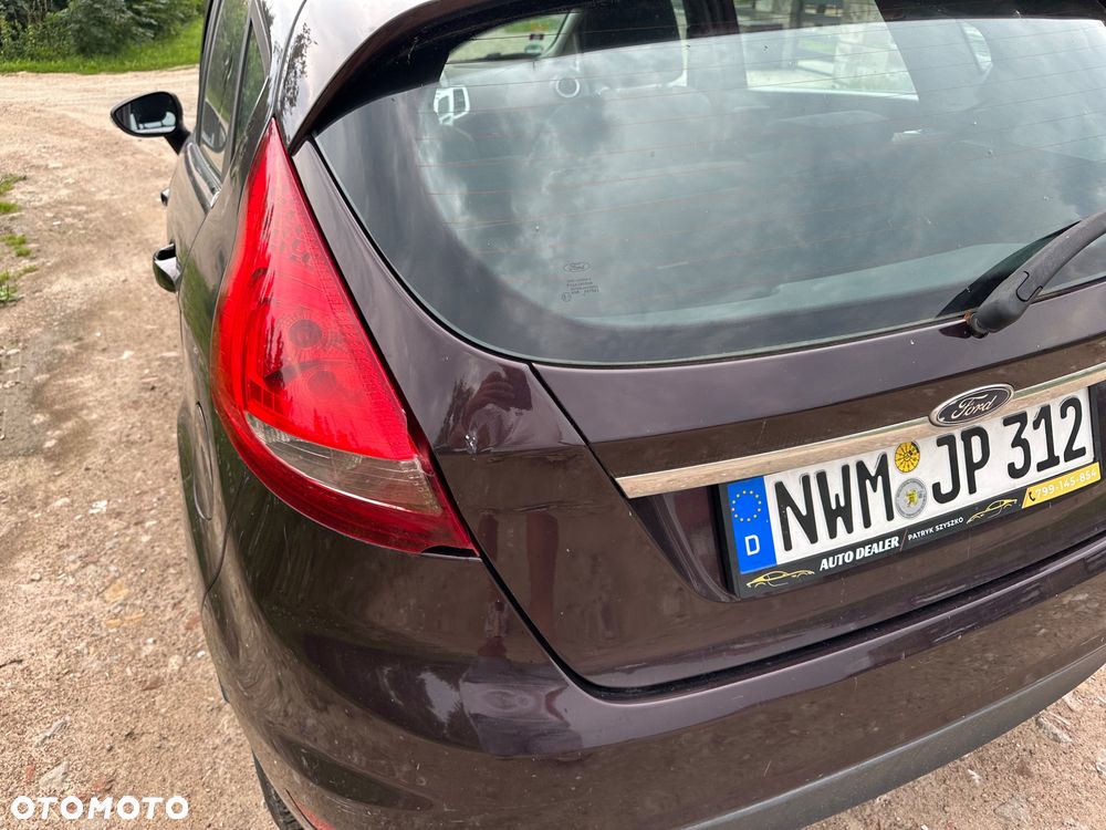 Ford Fiesta 1.4 Ghia - 8