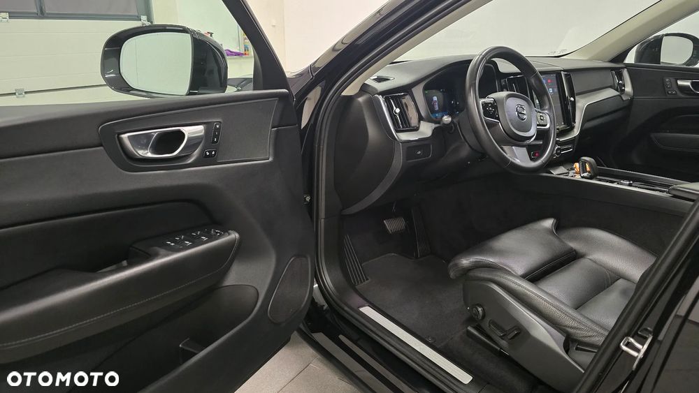 Volvo XC 60 B4 D AWD Inscription - 5