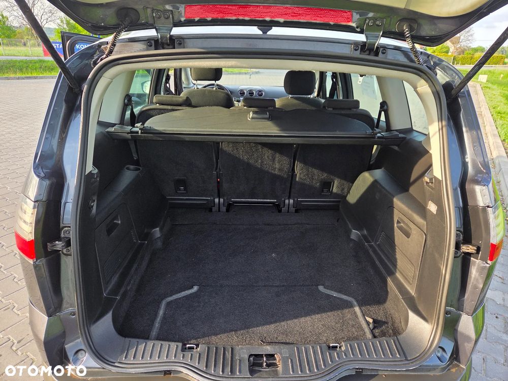 Ford S-Max 2.0 TDCi DPF Titanium - 35