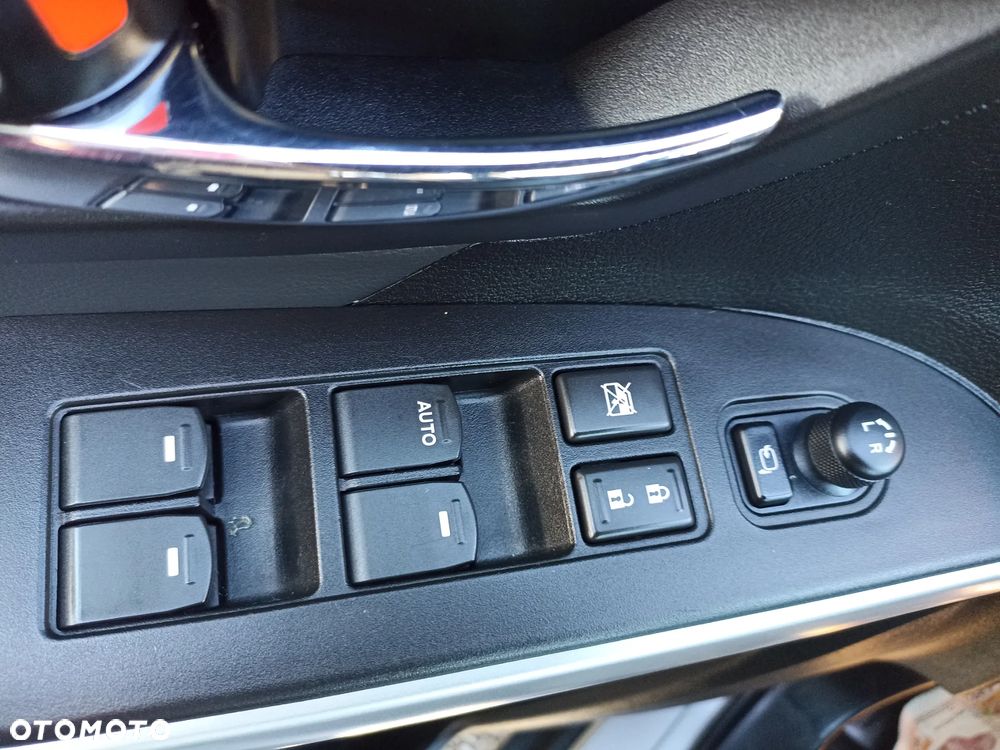 Suzuki SX4 S-Cross 1.6 VVT CVT 4x2 limited - 30