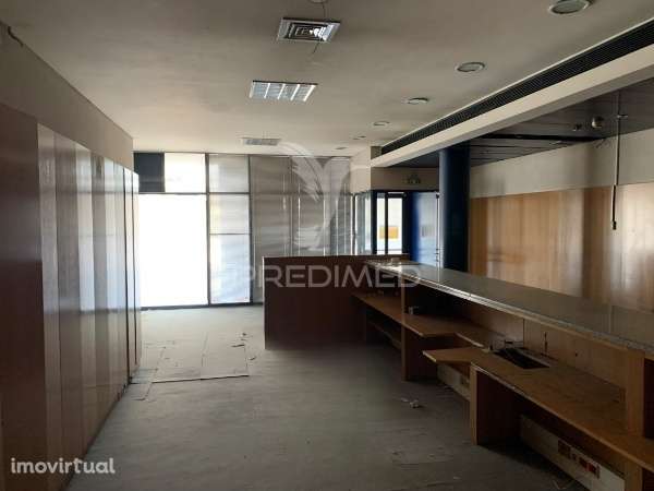 Loja, Santa Maria de Lamas, Santa Maria da Feira - Grande imagem: 3/9