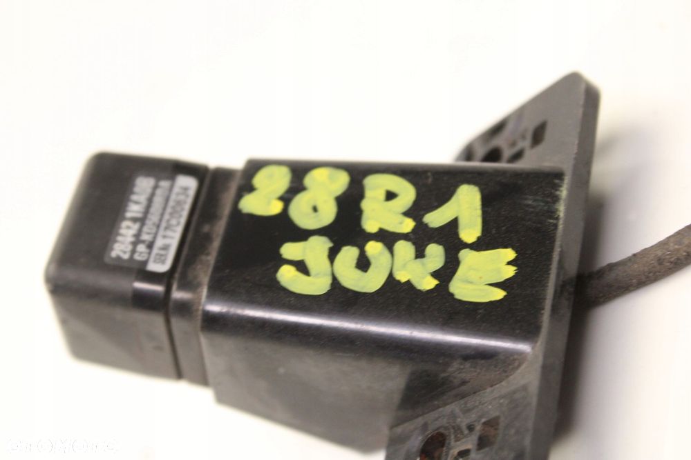 NISSAN JUKE I F15 2011R- KAMERA COFANIA KLAPY 284421KA0B - 5