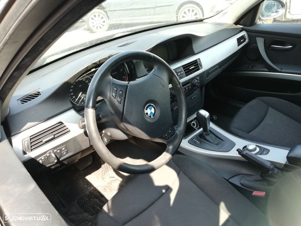 Peças BMW 3 (E90) 2004 a 2011 - 25