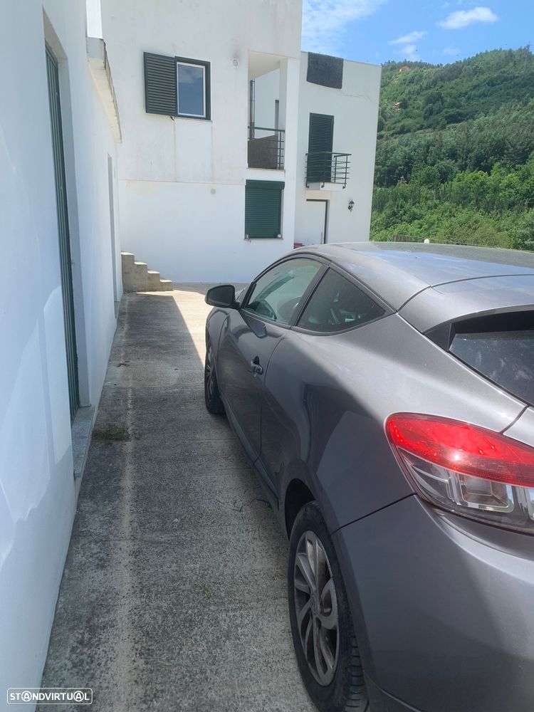 Renault Mégane Coupe 1.5 dCi Dynamique - 4