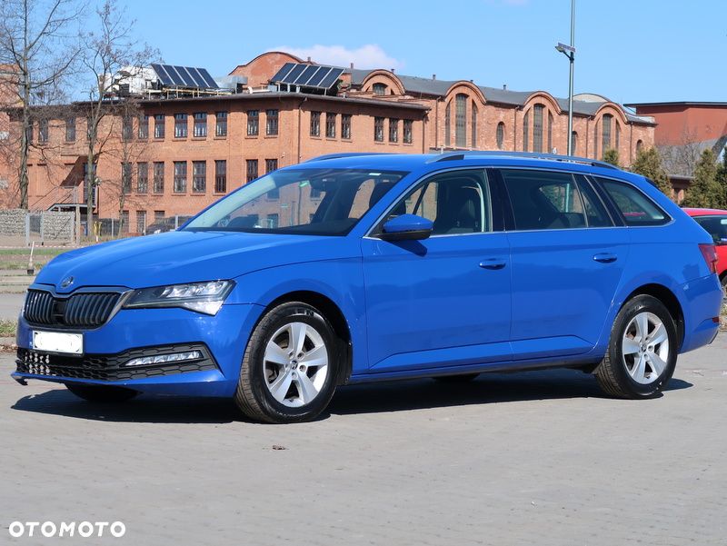 Skoda Superb 2.0 TDI SCR Ambition DSG - 1