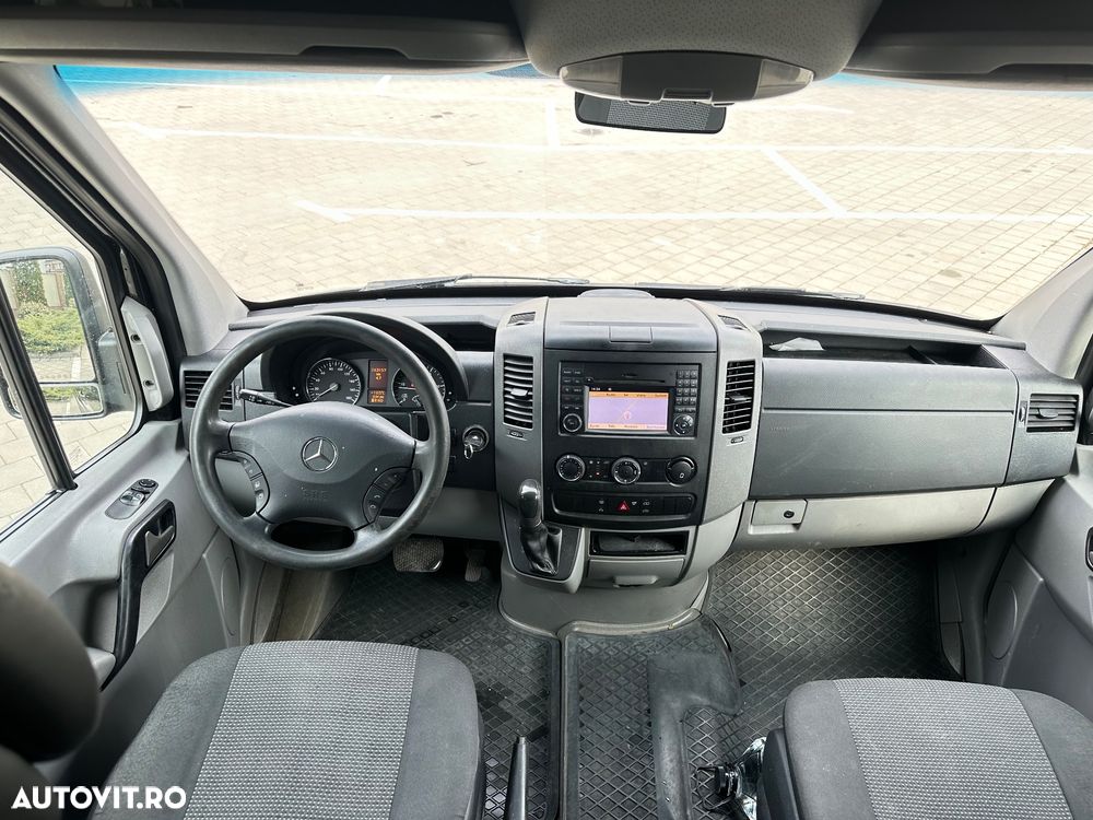 Mercedes-Benz Sprinter 906.211 7GTronic - 8