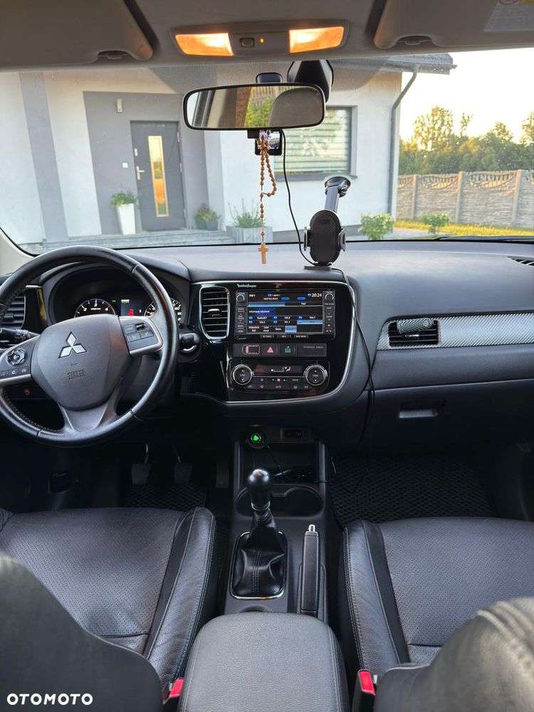 Mitsubishi Outlander 2.2 DI-D 4WD Top - 6