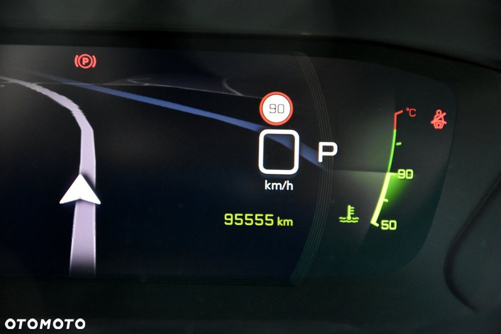 Peugeot 2008 PureTech 130 EAT8 GT - 36