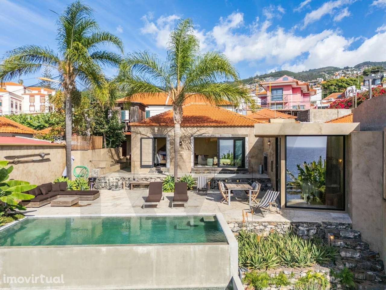 Moradia de Luxo à Beira-Mar no Lazareto - Grande imagem: 2/17