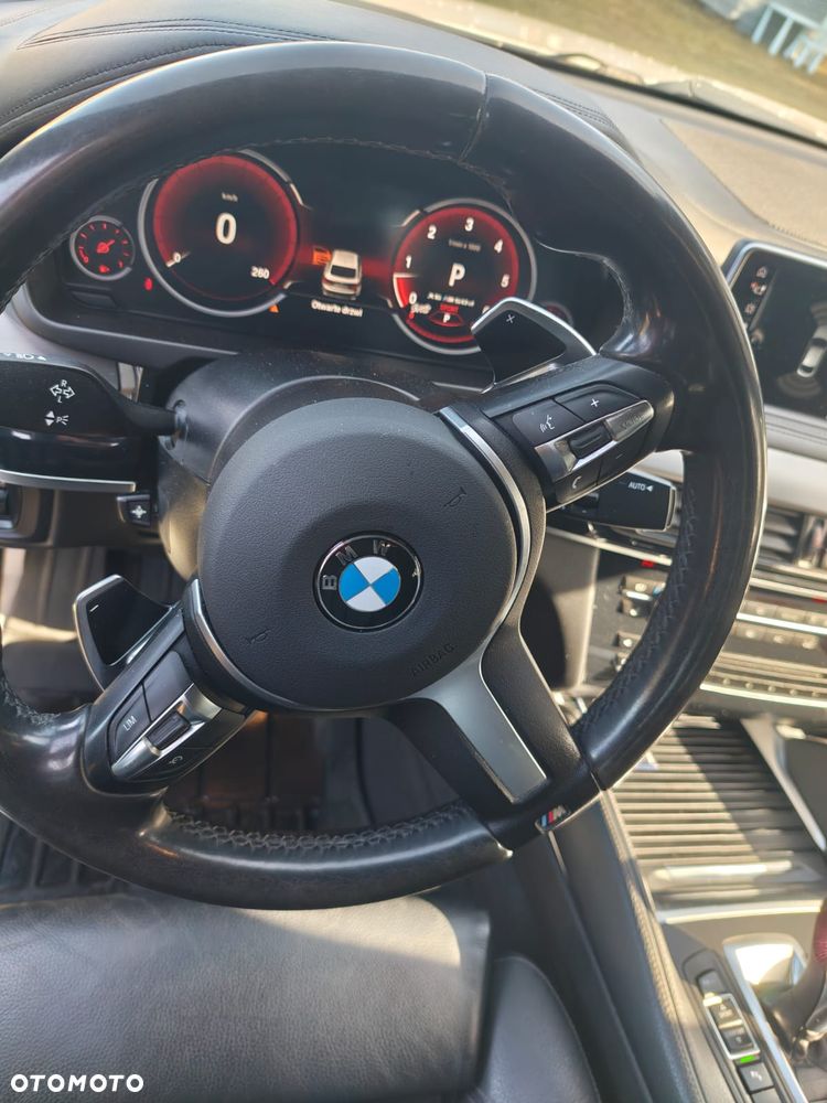 BMW X6M - 8