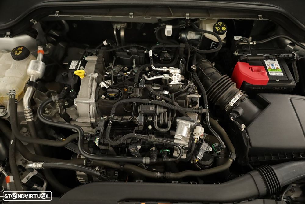 Ford Focus 1.0 EcoBoost MHEV ST-Line X - 22