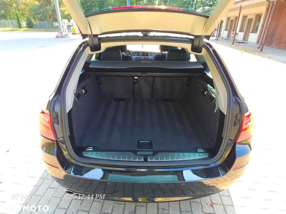 BMW Seria 5 520d Luxury Line sport - 26