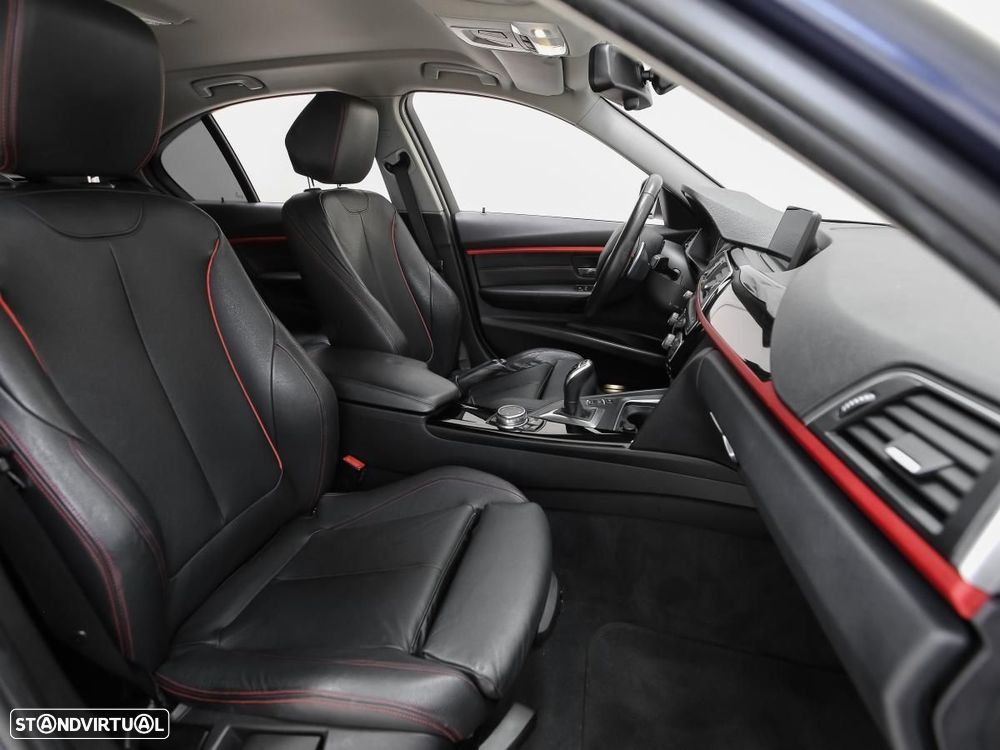 BMW 335 d xDrive - 10