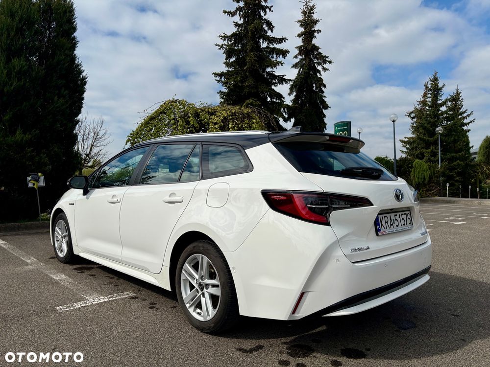 Toyota Corolla 1.8 Hybrid Comfort - 3