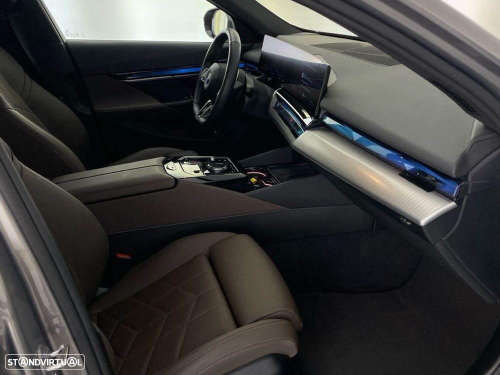 BMW i5 eDrive40 - 21