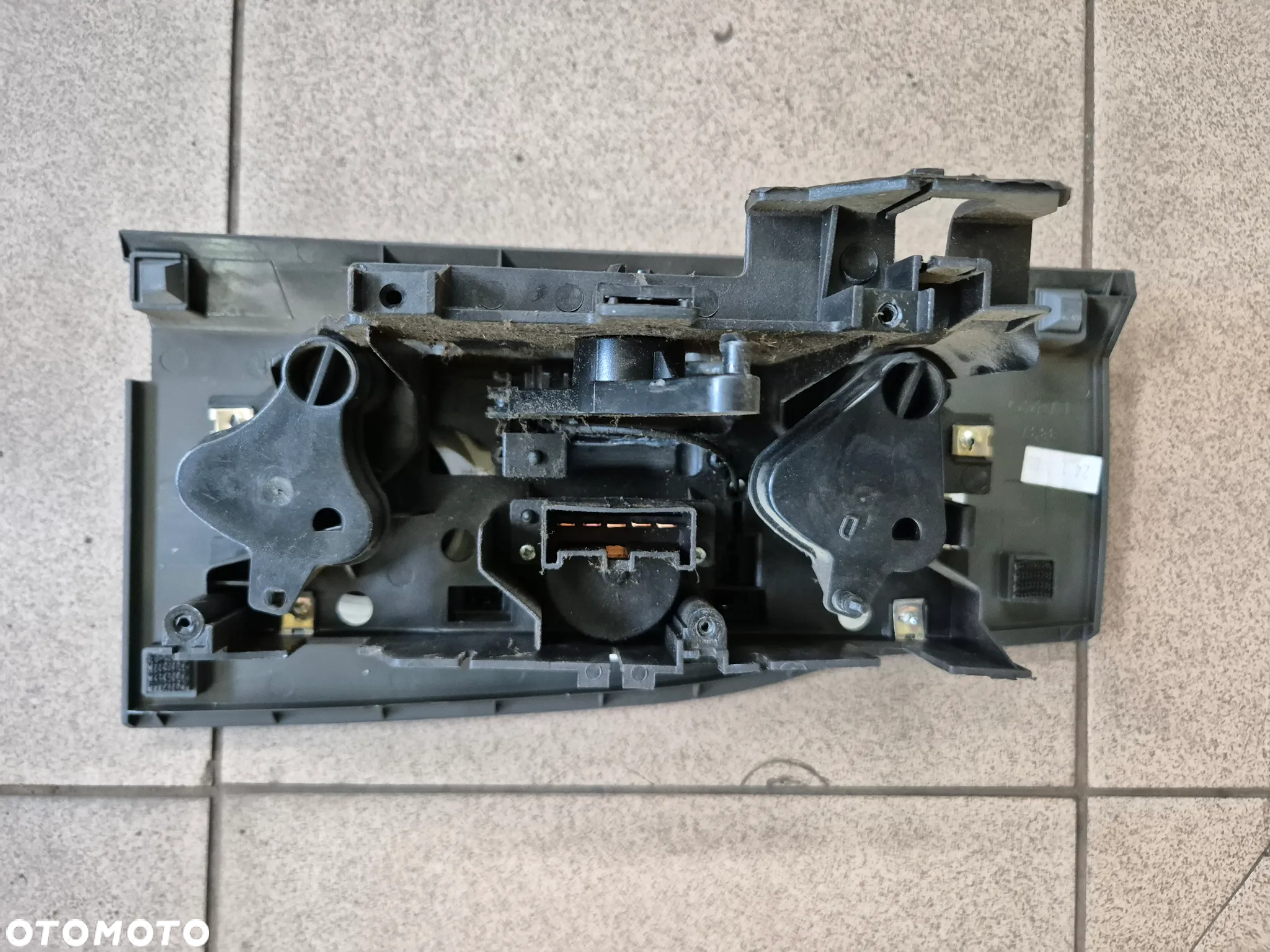 PANEL OGRZEWANIA WENTYLACJI IVECO DAILY III  99-06r. - 2
