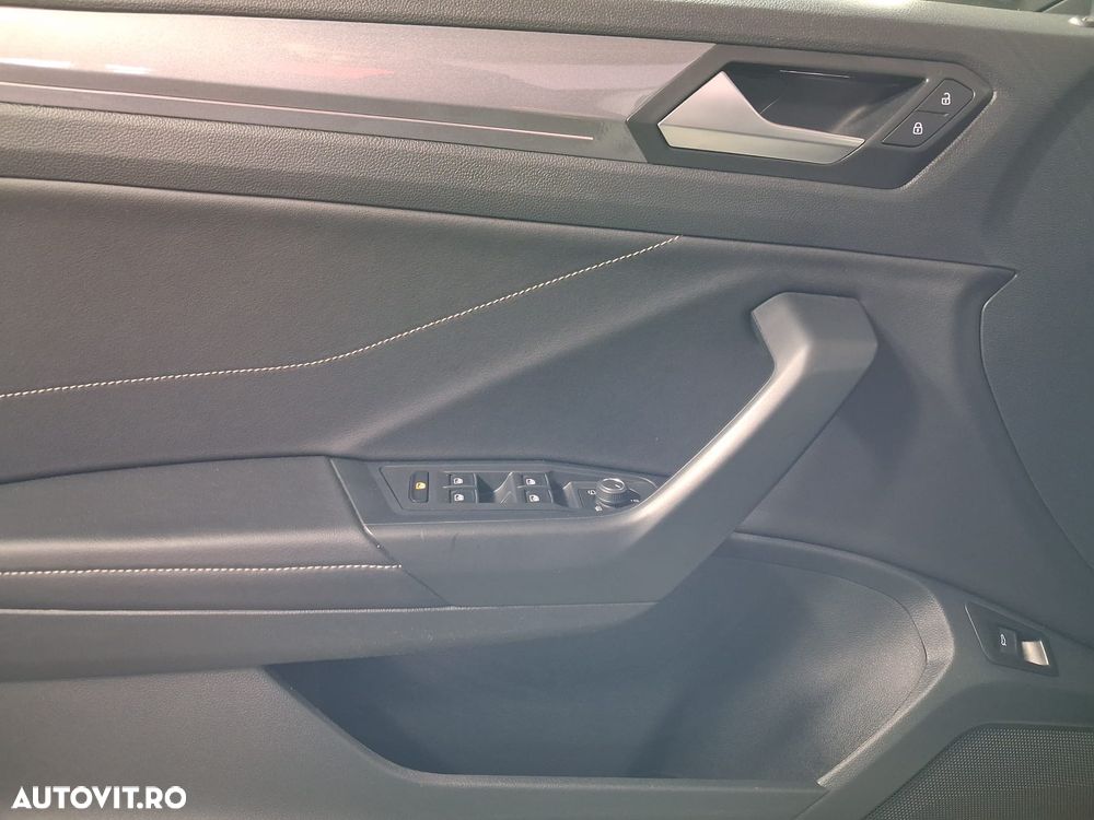 Volkswagen T-Roc 1.5 TSI DSG Style - 10