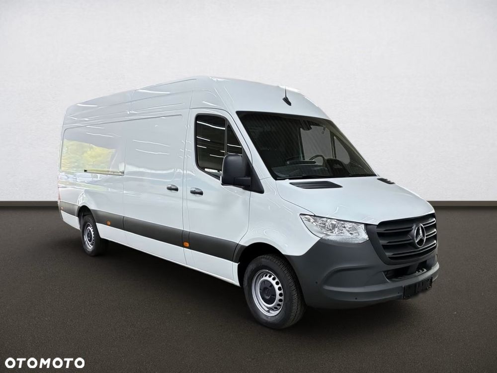 Mercedes-Benz Sprinter - 20