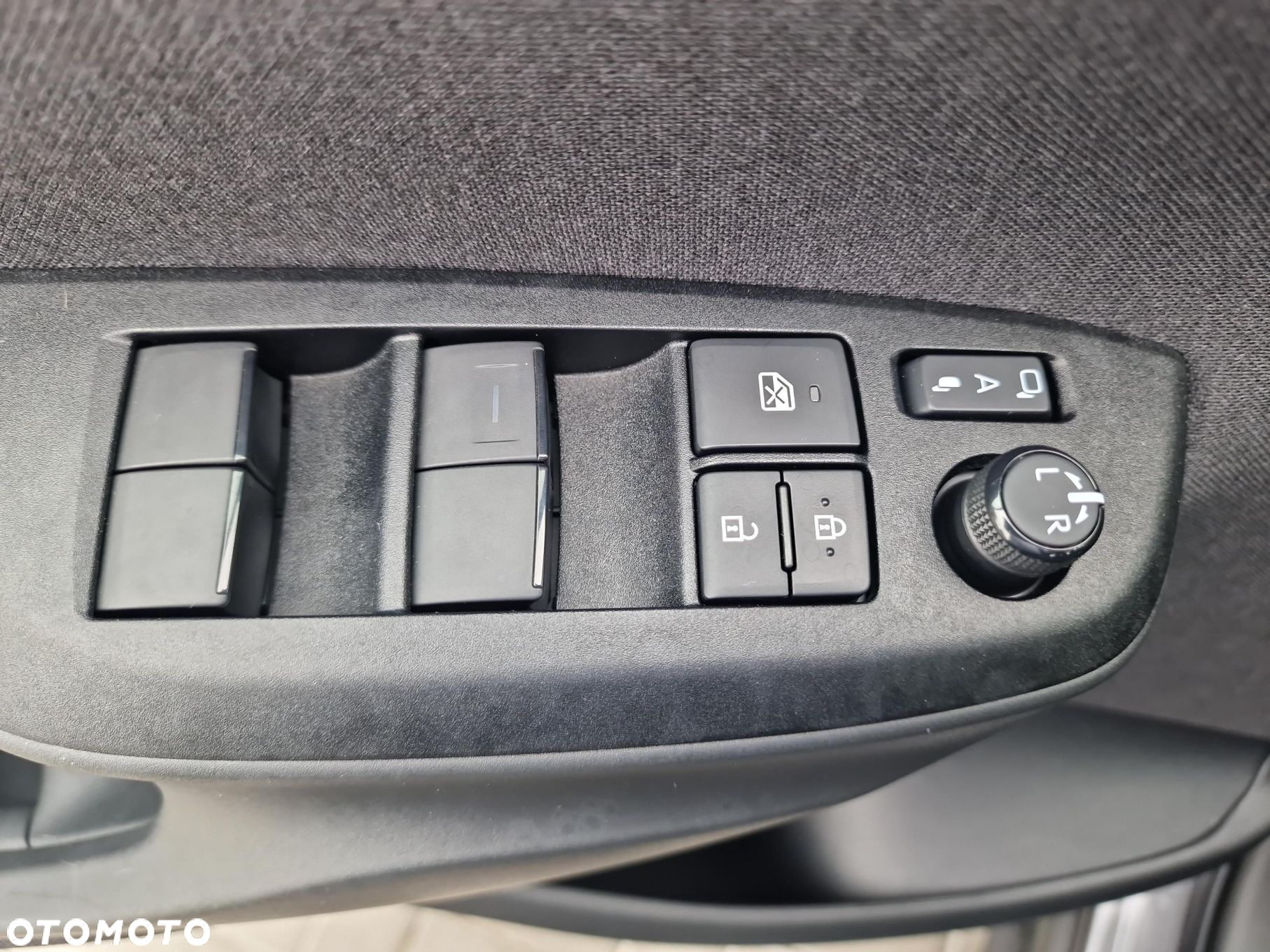 Toyota Yaris Cross - 17