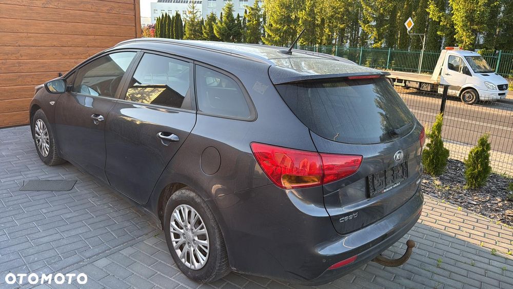 Kia Ceed 1.6 CRDi XL - 13