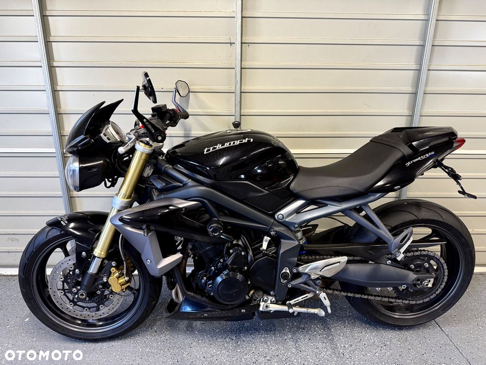 Triumph Street Triple - 13