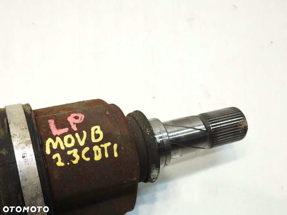PÓŁOŚ LEWY PRZÓD OPEL MOVANO B 2.3 CDTI - 2