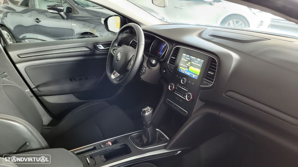 Renault Mégane 1.3 TCe Limited - 11