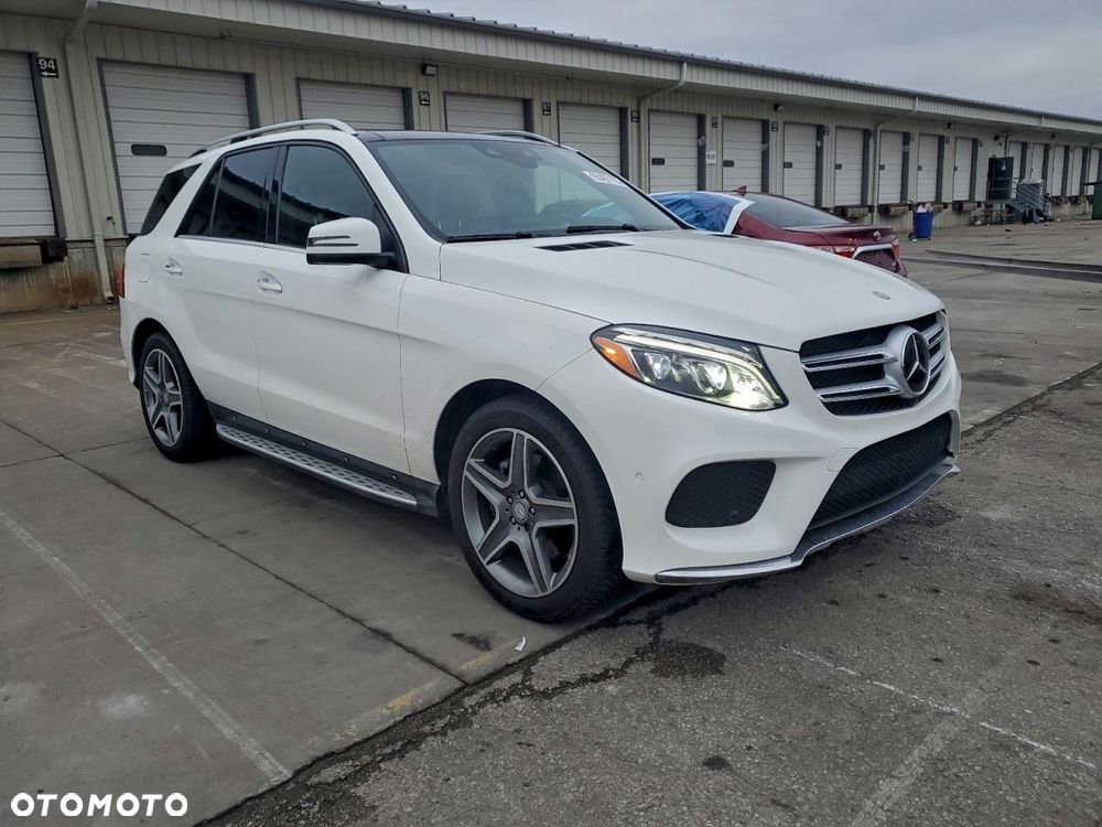 Mercedes-Benz GLE - 2