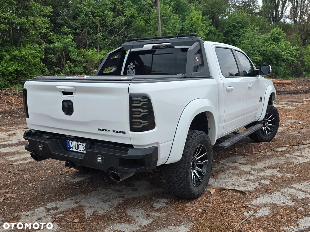 RAM 1500 5.7 Crew Cab Bighorn - 10