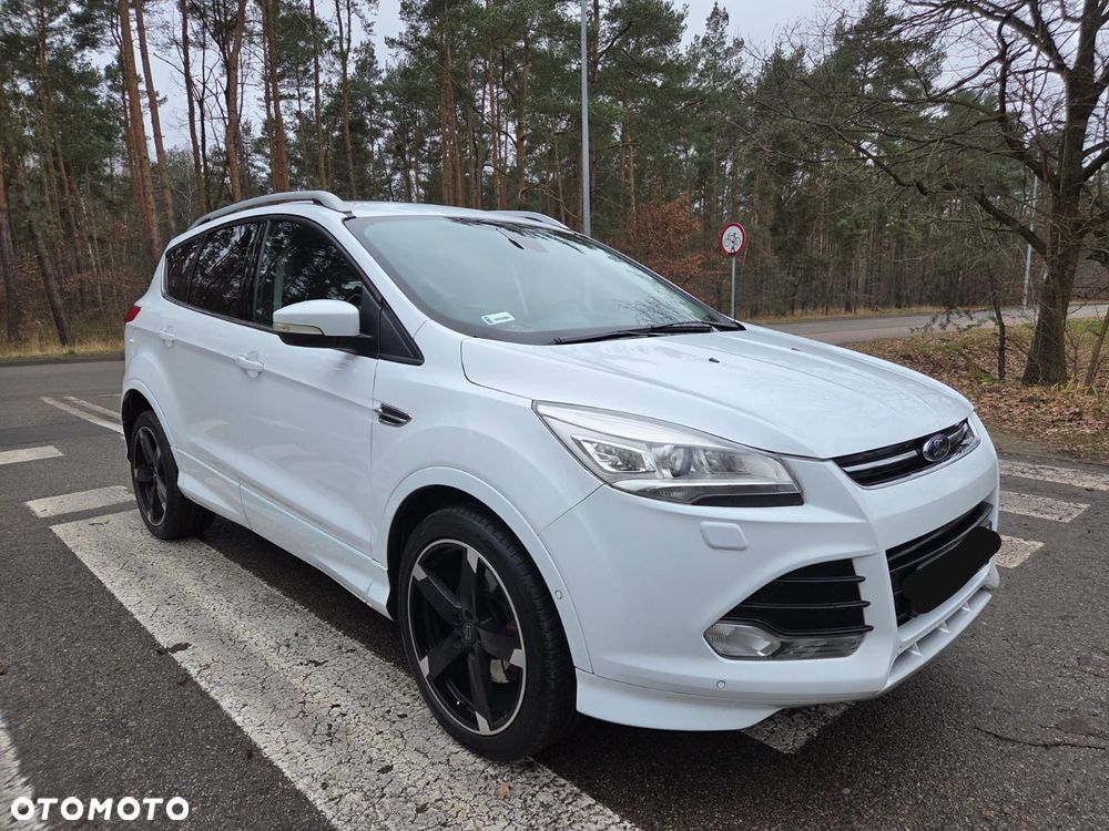 Ford Kuga - 1