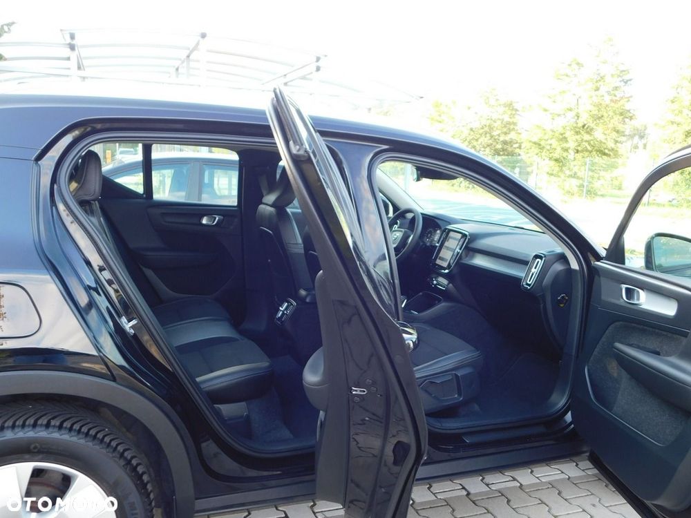 Volvo XC 40 D3 Momentum Pro - 11