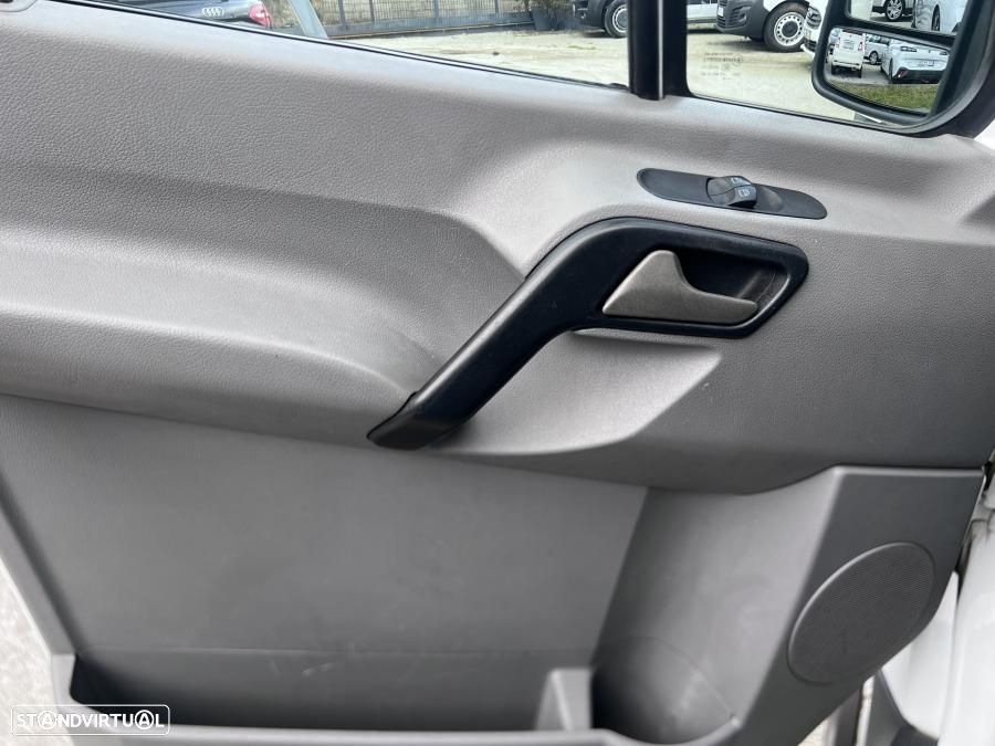 Mercedes-Benz Sprinter 515 CDI Chassis C/ Contentor - 17