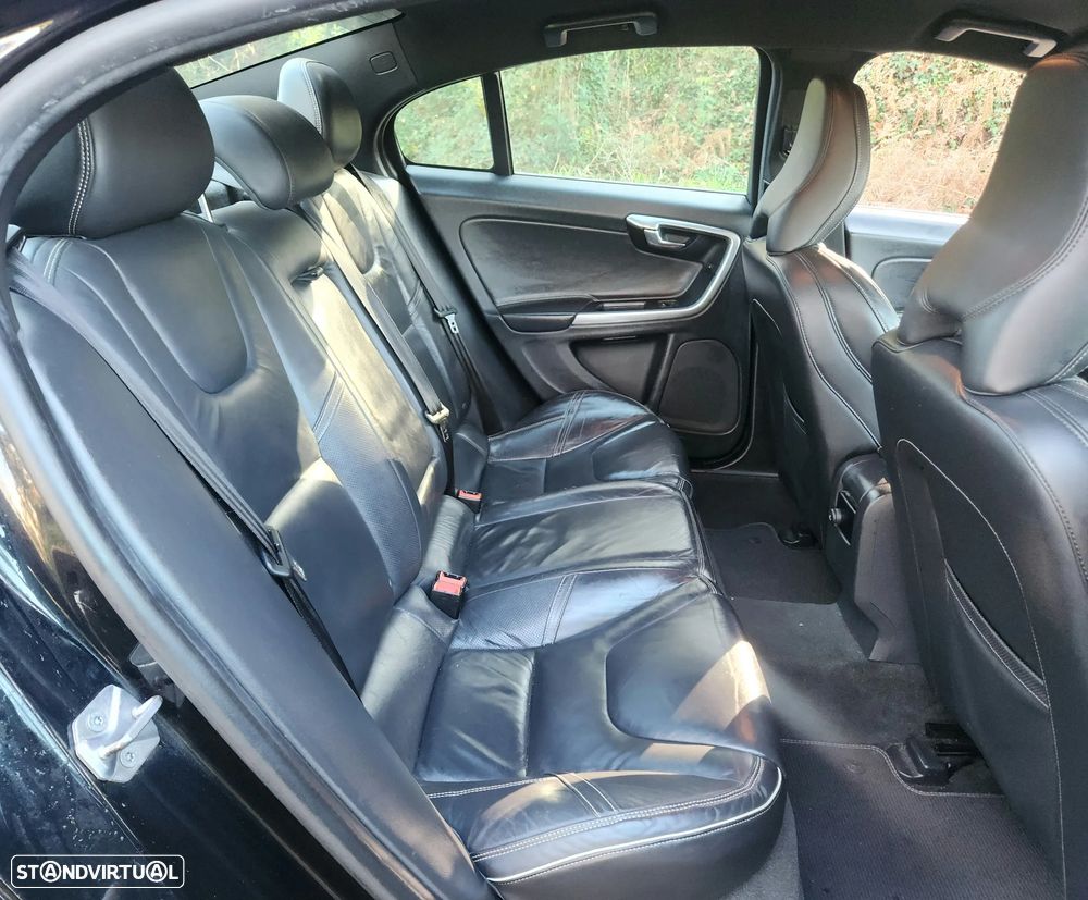 Volvo S60 1.6 D2 Drive R-Design Start/Stop - 13