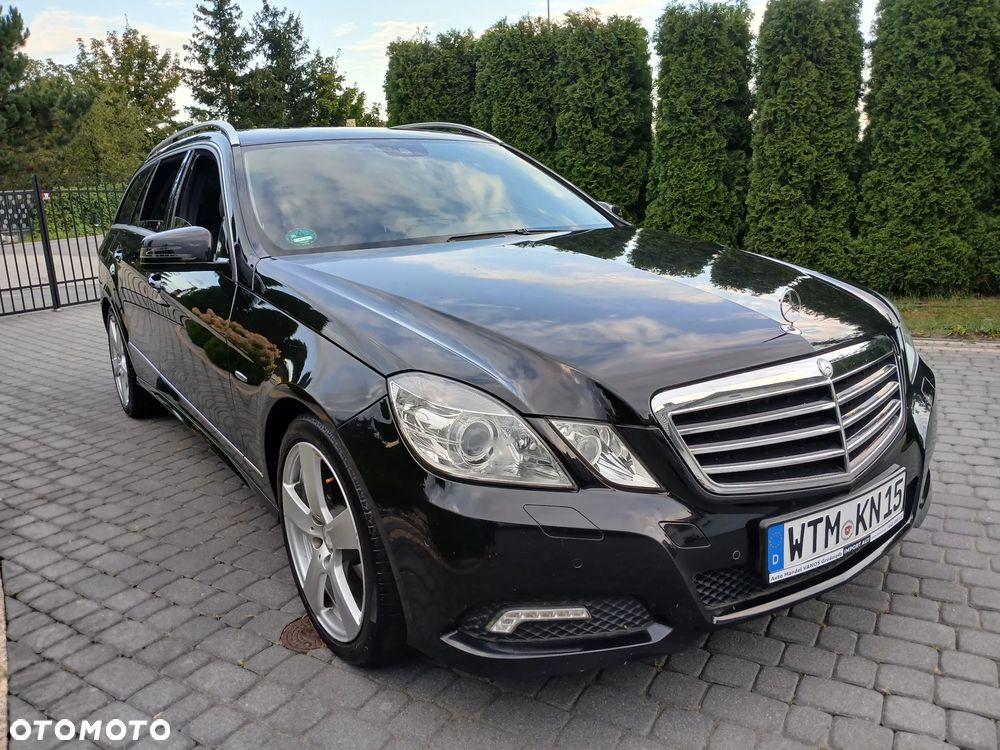 Mercedes-Benz Klasa E 200 T CGI BlueEFFICIENCY Automatik - 8
