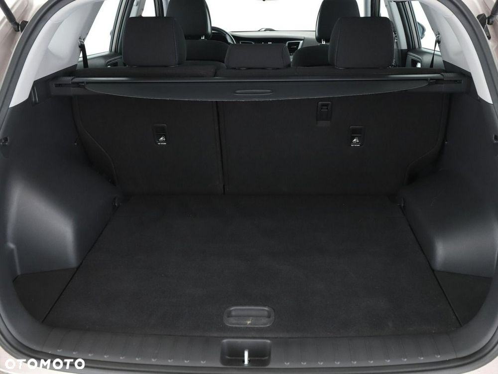 Hyundai Tucson 1.7 CRDI BlueDrive Style 2WD - 21